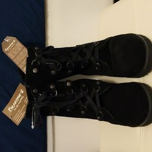 New Bearpaw Bonnie Black size 8 Suede Sheepskin wedge boots comfort winter trend